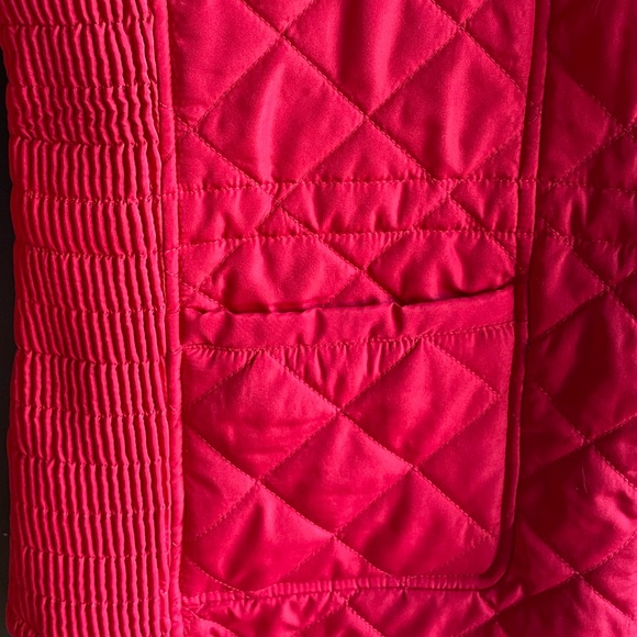 Kim Rogers Red Curvy Puffer Vest, Size 1X – Plus Size Winter Outerwear - Picture 5 of 10